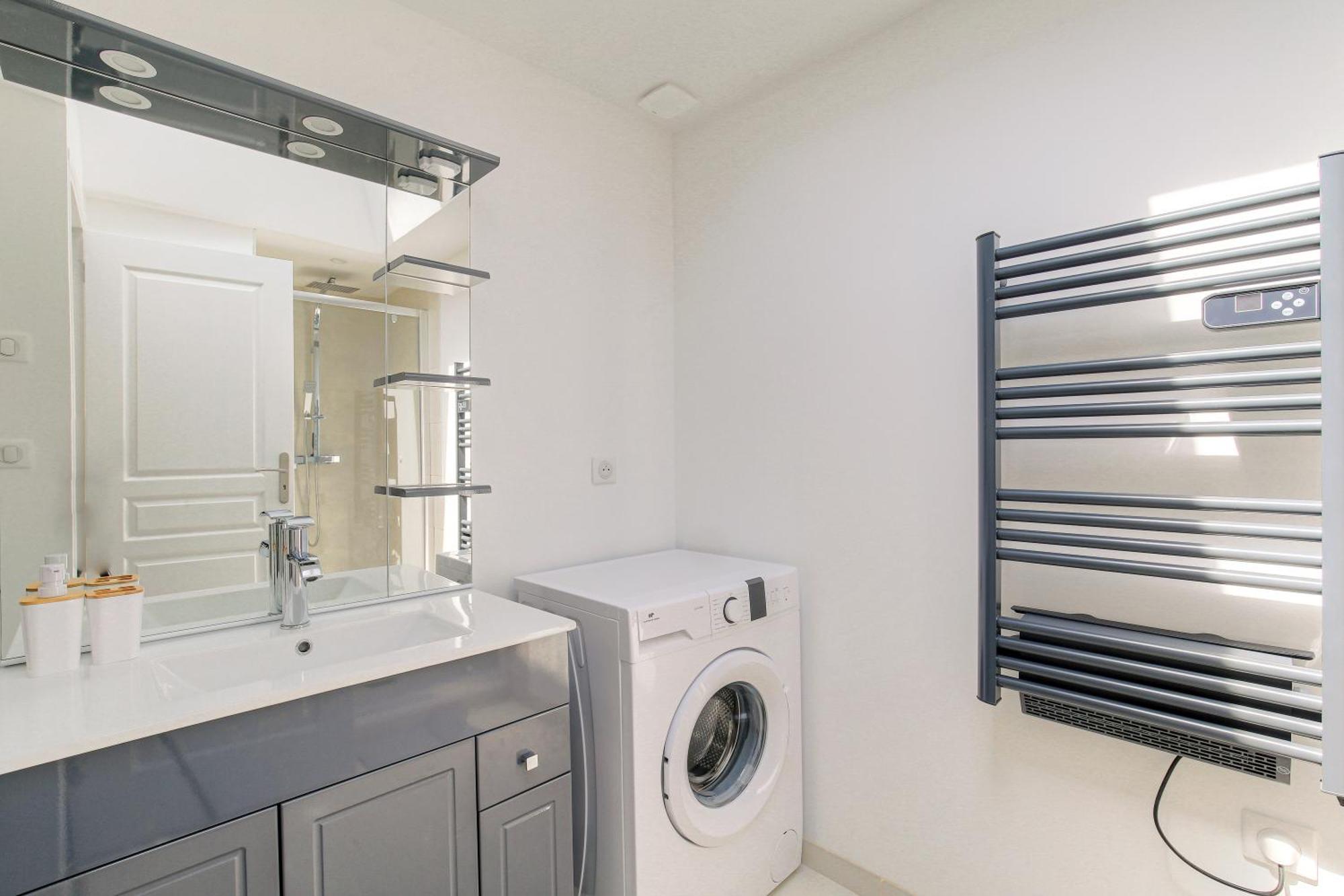 Maison Cosy Avec Terrasse A 15 Minutes De Lyon Et Wifi Rillieux-la-Pape 외부 사진